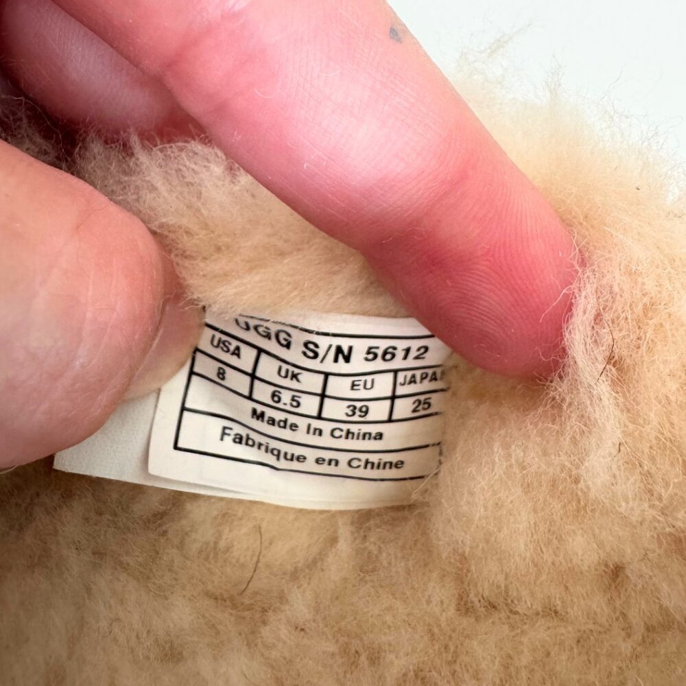 Ugg Dakota Slippers - Picture 7 of 8